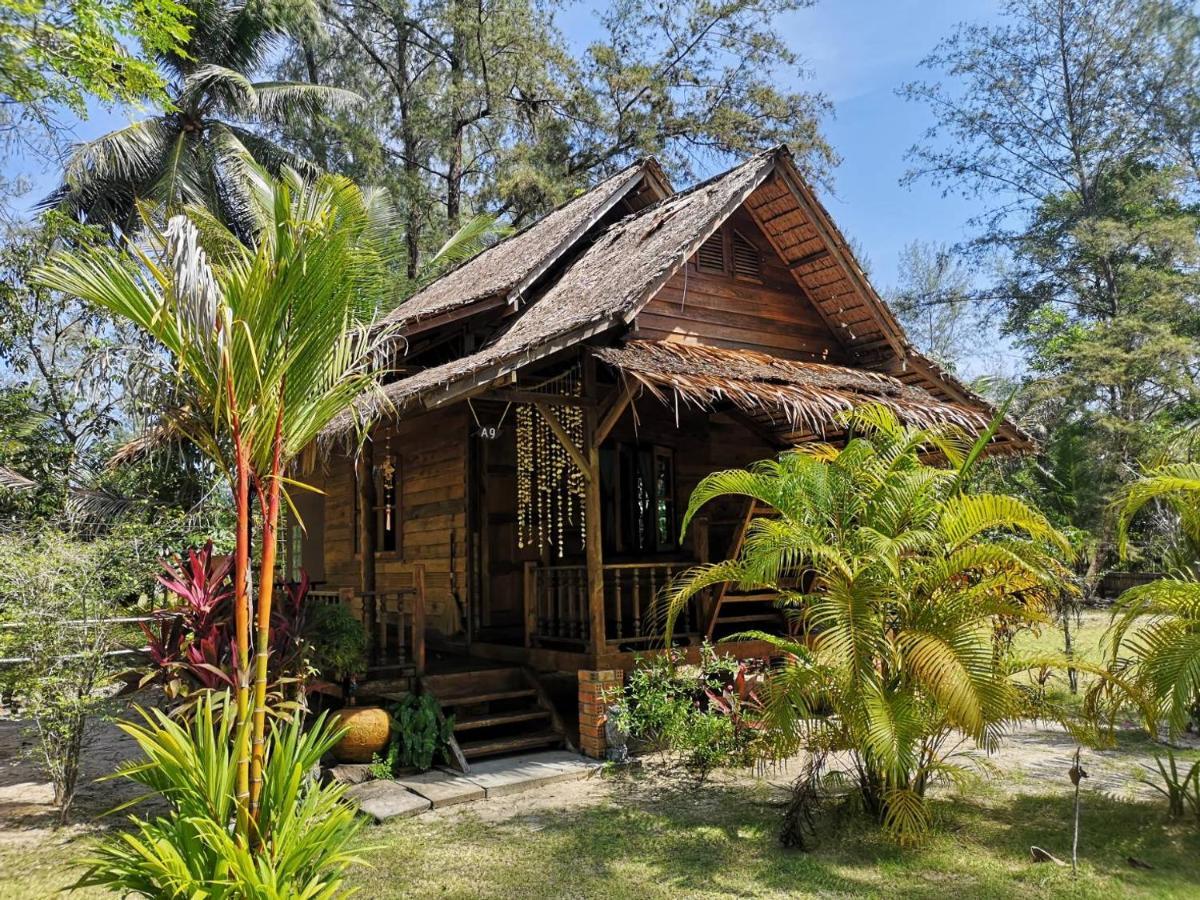 Hapla Beach Cottage Koh Kho Khao Island 외부 사진